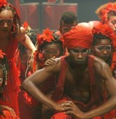 Bando de Teatro Olodum nas salas de aula