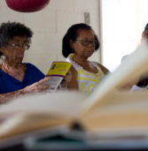 “Mulheres Marés” lança vídeos com poesias do livro Assoalho de Lembranças