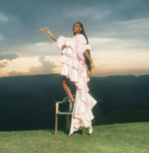 Xênia França anuncia novo álbum com single “Renascer”