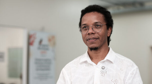 Geógrafo Diosmar Filho lança segundo livro “A Terra gira entorno do Eixo Imaginário na Escala Racial Global na Natureza Terra”, nesta quinta (27) , no Rio de Janeiro